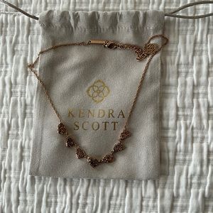 Kendra Scott necklace